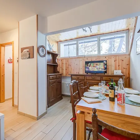 La Tana Dell'ermellino 3 In Out - Happy