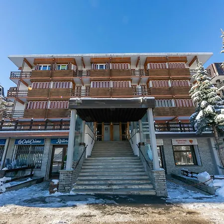 La Tana Dell'ermellino 3 In Out - Happy *