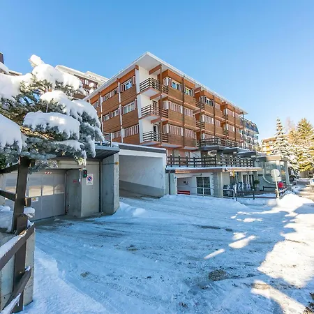 La Tana Dell'ermellino 3 In Out - Happy